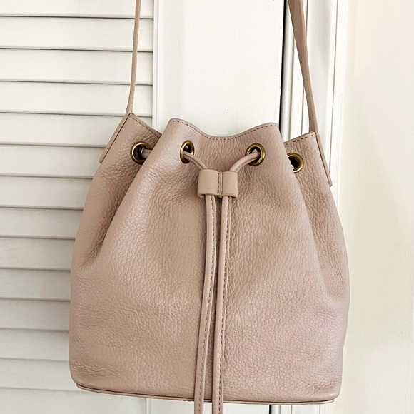 NEW J.Crew Factory Leather Bucket Bag with Tassels - Picture 2 of 9